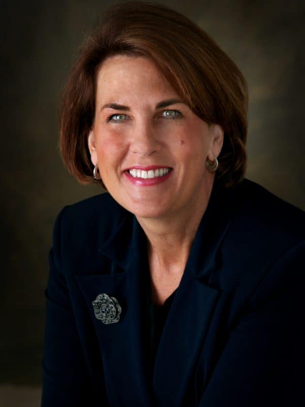 2017-VanBuren-Award-600×800